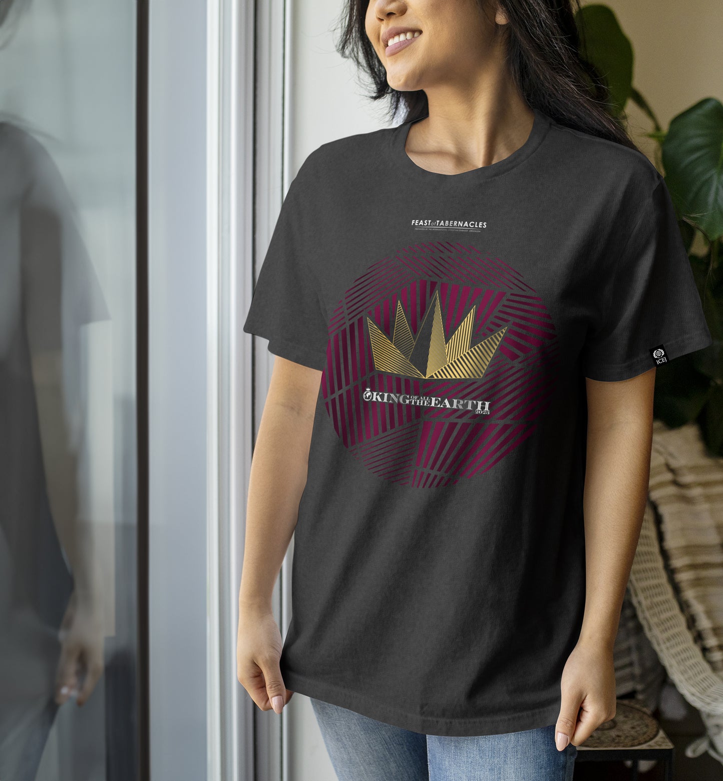 2023 Feast T-shirt King of all the Earth - T-shirts