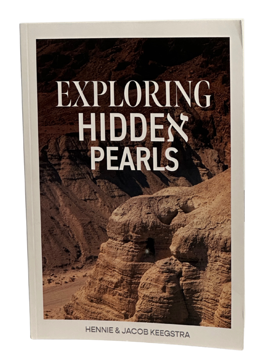 Exploring Hiddeא Pearls - Hennie and Jacob Keegstra
